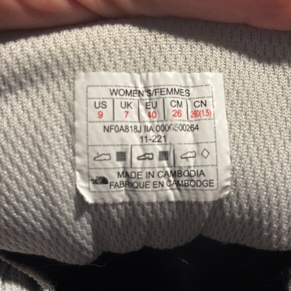 The North Face Women's Hiking Sneakers - Cragstone Leather Size 9 - Picture 8 of 8